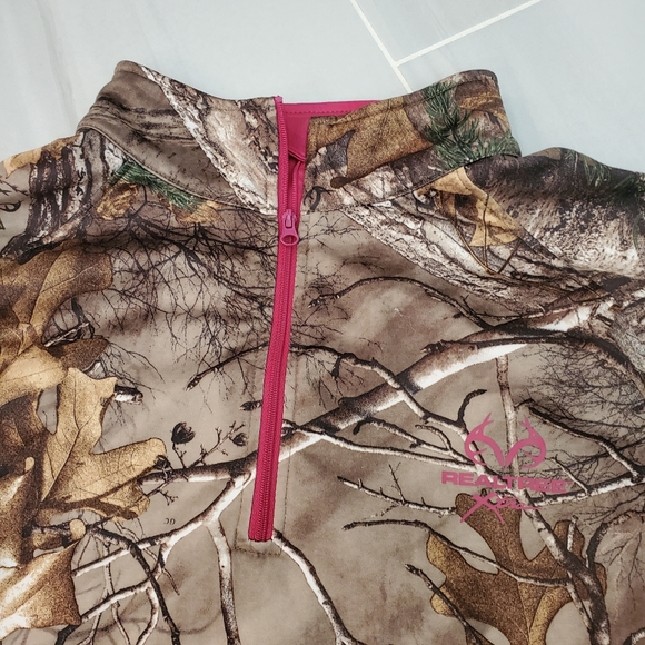 Realtree Fleece Lined Camouflage Ladies Pullover Sweatshirt ~ EUC - Picture 5 of 13